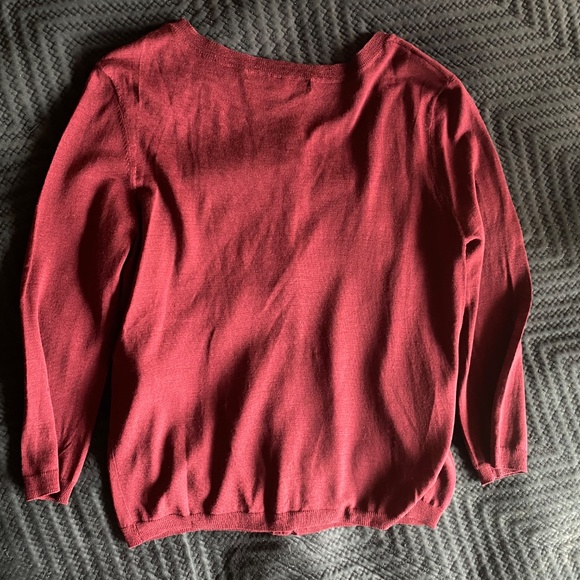 Cherry Girl Fine Merino Cardi ~Tara Jarmon ~ Ginno Cardigan ~ - Picture 4 of 11